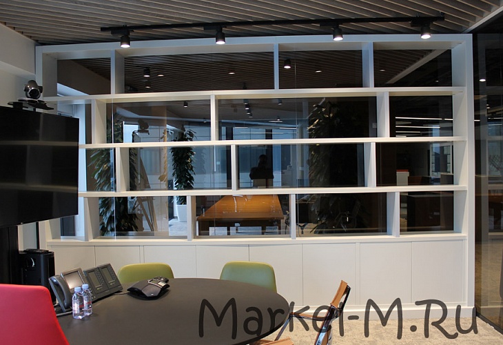 Стеллаж для офиса МДФ эмаль белого цвета в кабинет руководителя