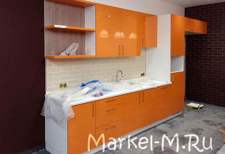 Офисная кухня в офис с мойкой оранжевая